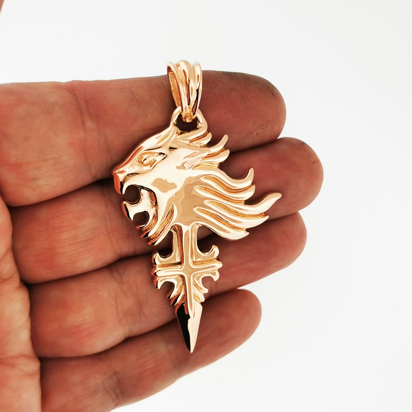 Medium Final Fantasy 8 Squall Griever Pendant in Pink Gold, FF8 Sleeping Lion Pendant, Final Fantasy VIII Pendant, Squall Cosplay, FF8 Pendant, gold gamer pendant, gold griever pendant, gold final fantasy jewelry, gold sleeping lion pendant