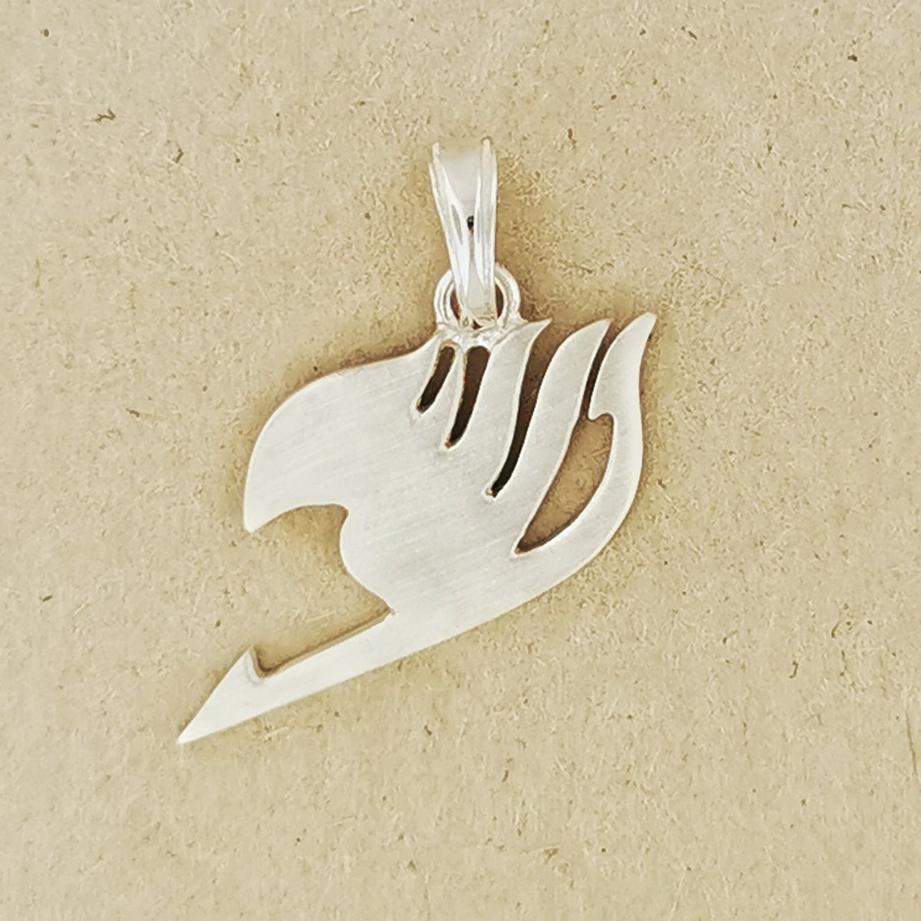 Handmade Fairy Tail Pendant, Fairy Tail Pendant, Silver Fairy Tail Pendant, Fairy Tail Guild Pendant, Fairy Tail Jewelry, Fairy Tail Jewellery, Anime Cosplay Pendant, Silver Anime Jewelry, Silver Anime Jewellery, Silver Anime Pendant, Silver Cosplay Pendant