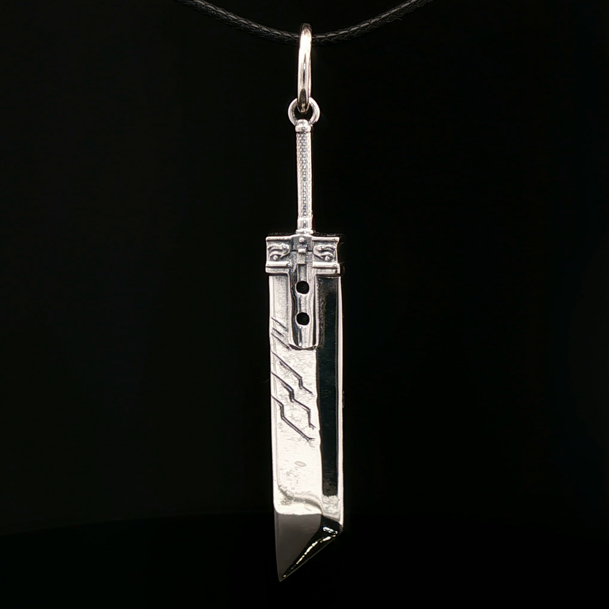 FinalFantasy7BusterSwordPendan