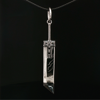 Final Fantasy 7 Buster Sword Pendant - Le Dragon Argenté