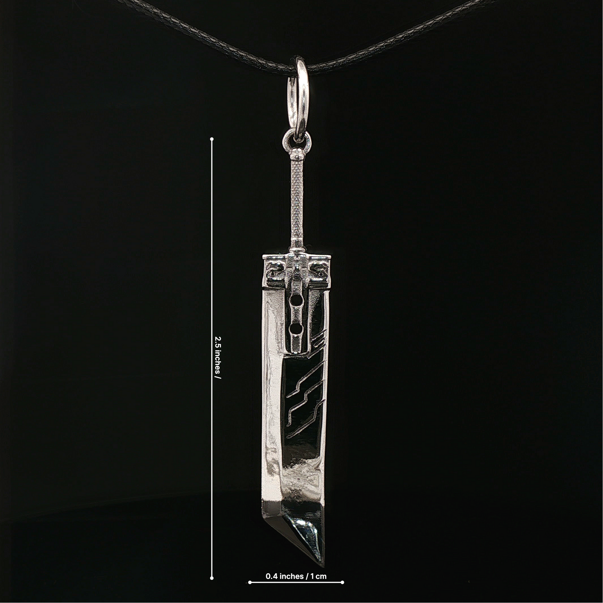 Final Fantasy 7 Buster Sword Pendant - Le Dragon Argenté