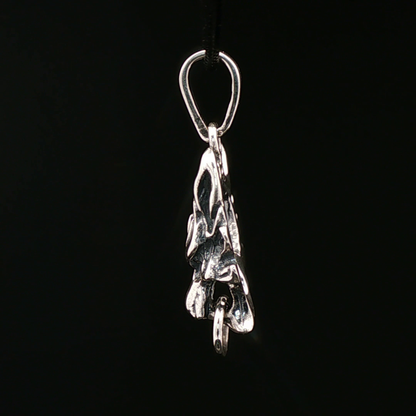Final Fantasy 7 Fenrir Wolf Pendant - Le Dragon Argenté