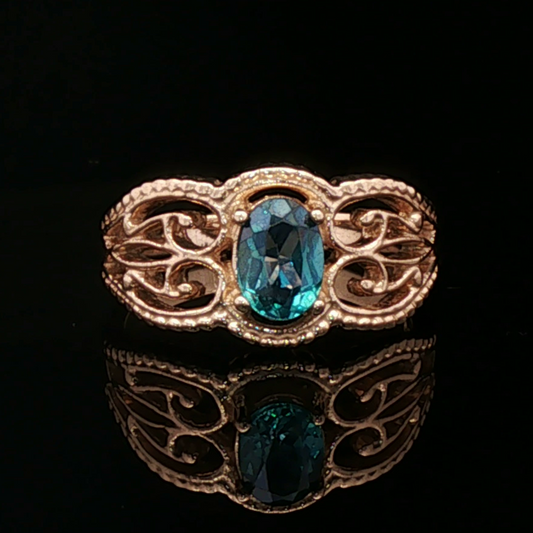 Gothic Style Filigree Ring with Gemstone in Antique Bronze - Le Dragon Argenté