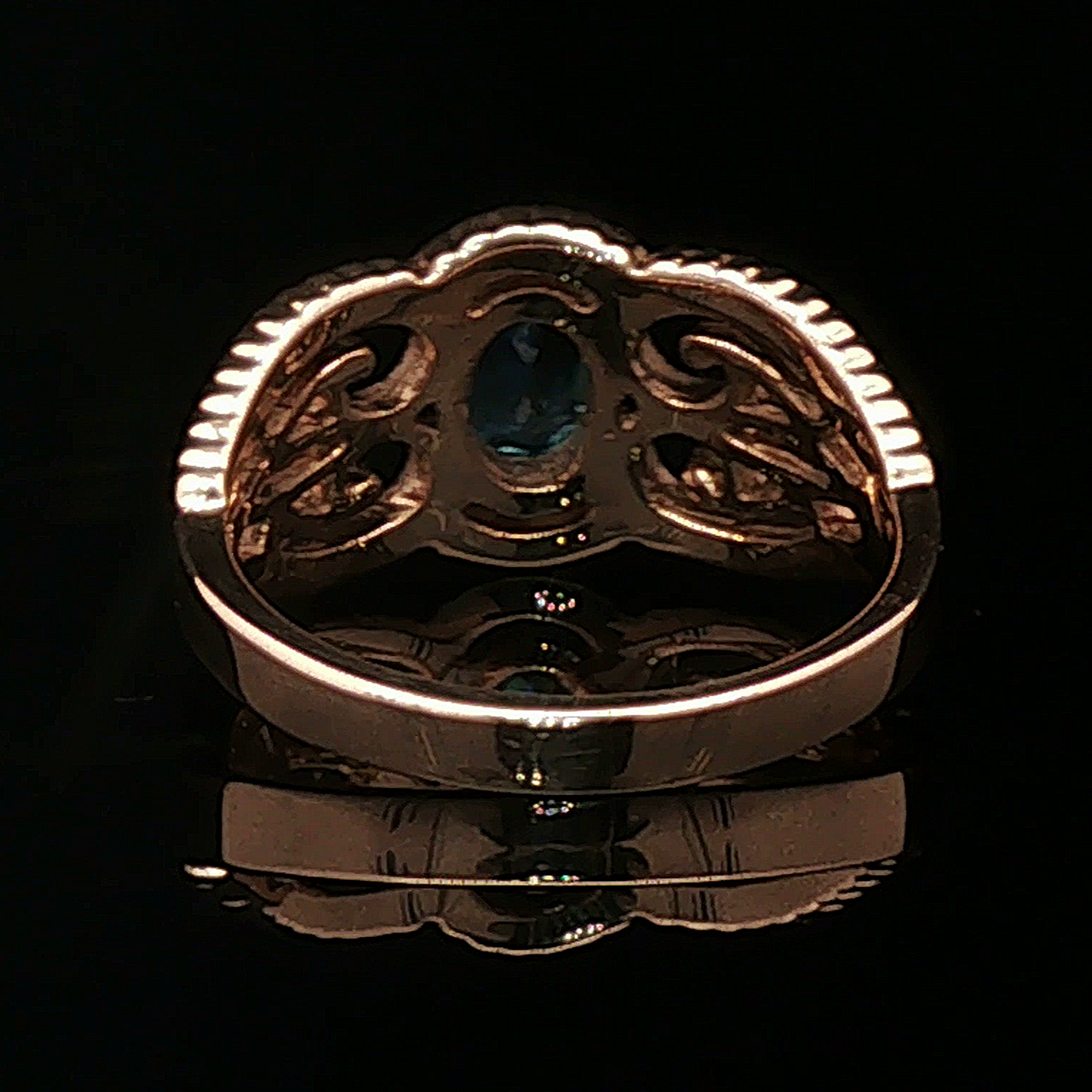 Gothic Style Filigree Ring with Gemstone in Antique Bronze - Le Dragon Argenté