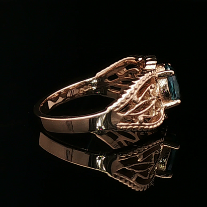 Gothic Style Filigree Ring with Gemstone in Antique Bronze - Le Dragon Argenté