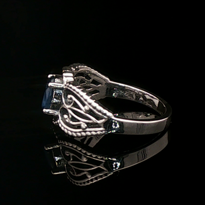 Gothic Style Filigree Ring with Gemstone in Sterling Silver - Le Dragon Argenté