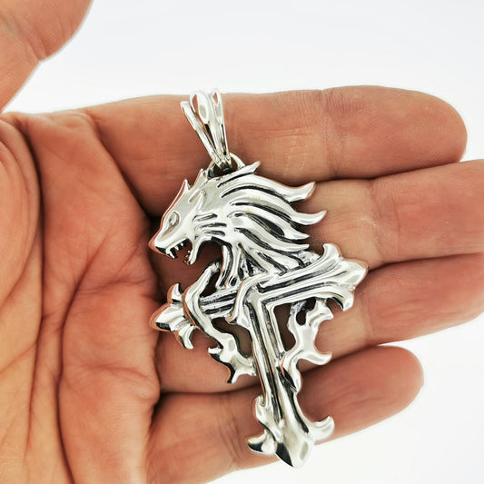 Final Fantasy 8 Squall Griever Pendant in Sterling Silver, FFVIII Cosplay Pendant, FFVIII Sleeping Lion Pendant, Gold squall leonhart pendant, gold final fantasy pendant, Gold final fantasy 8 pendant, Gold video game pendant, Gold griever lion pendant, Gold final fantasy jewelry