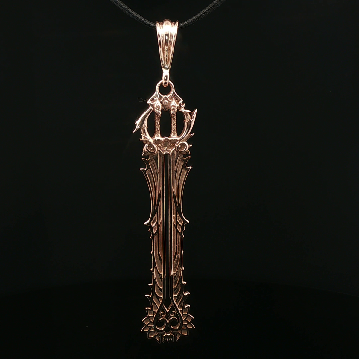 Kingdom Hearts Full Combined Keyblade Pendant in Antique Bronze - Le Dragon Argenté