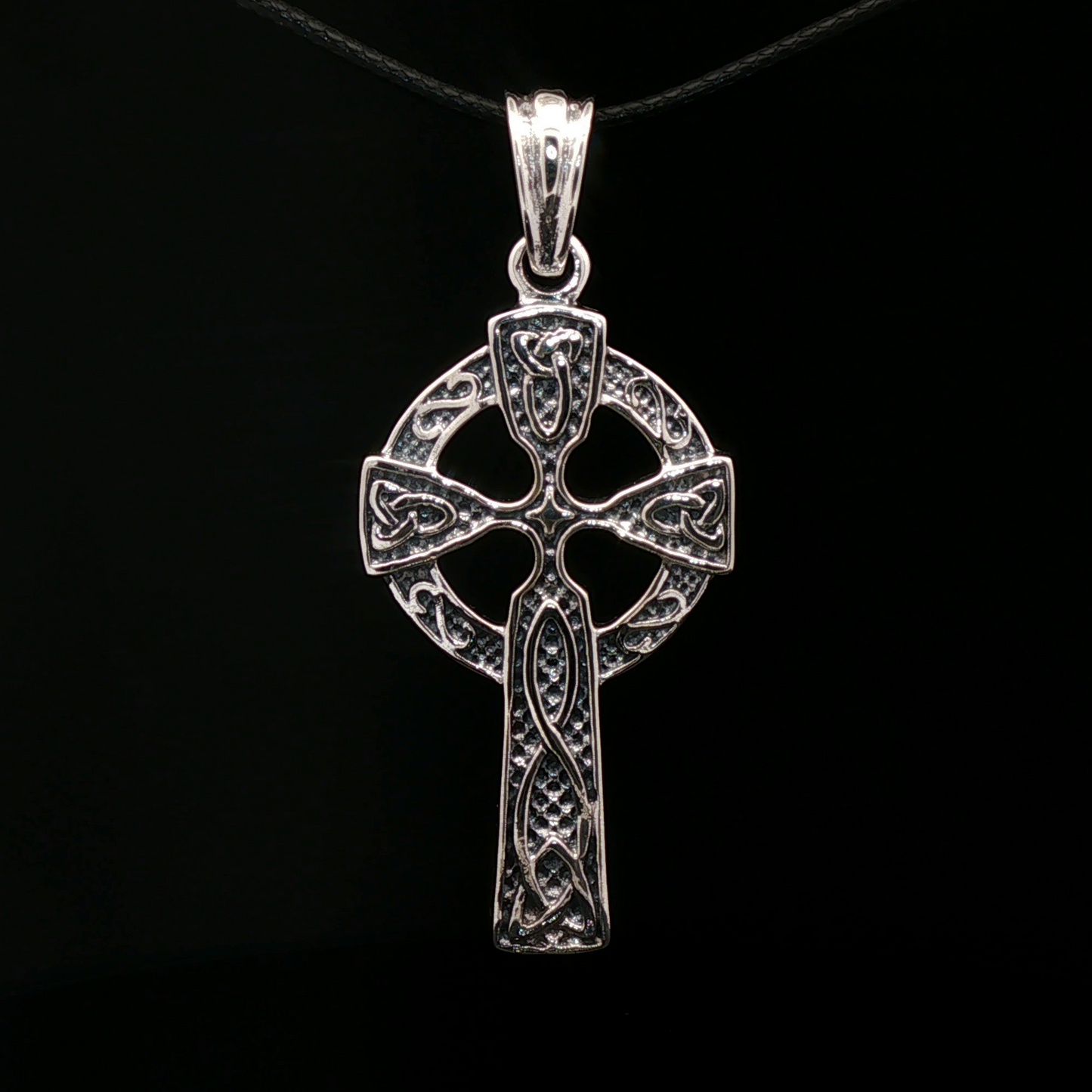 Large Celtic Cross in Sterling Silver - Le Dragon Argenté