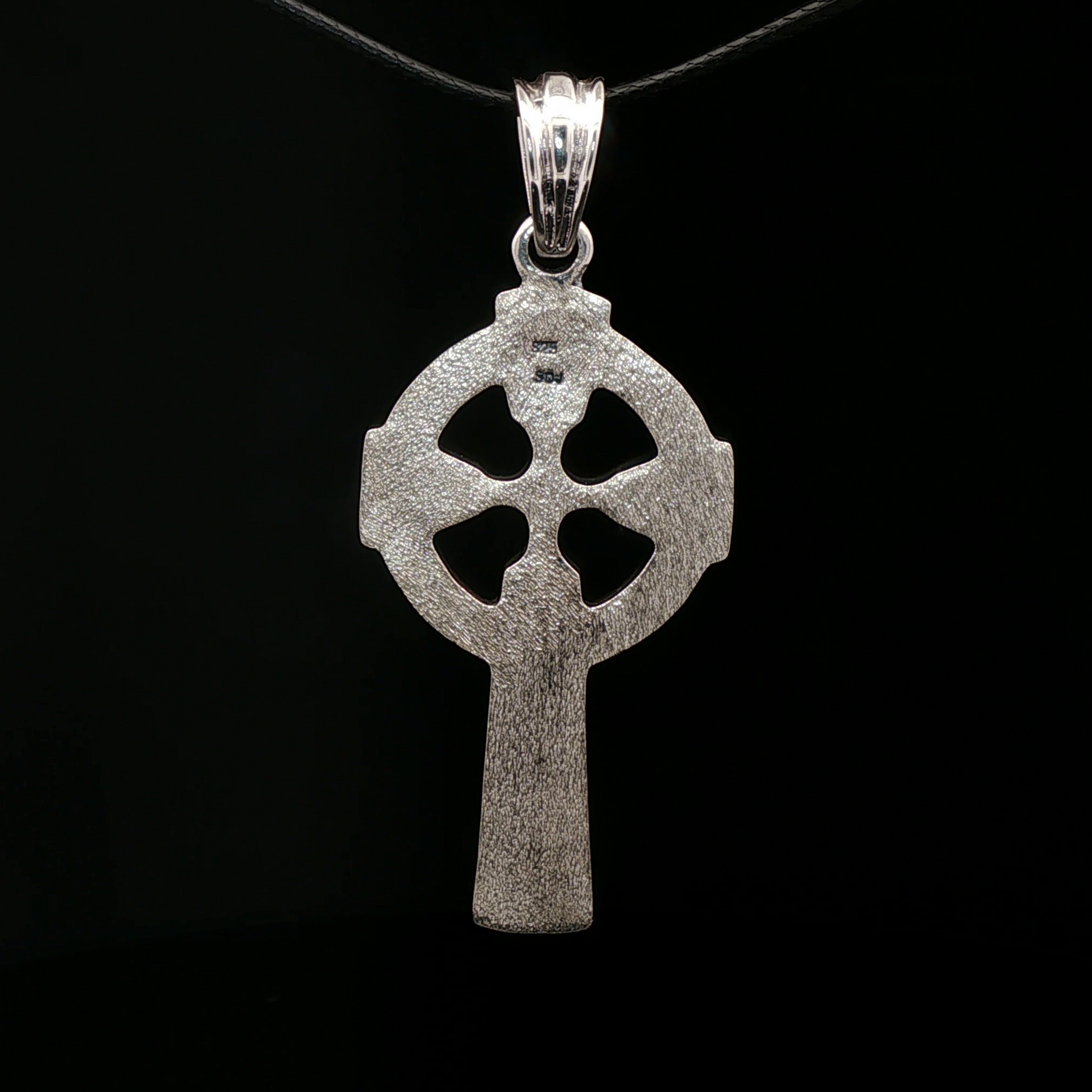 Large Celtic Cross in Sterling Silver - Le Dragon Argenté