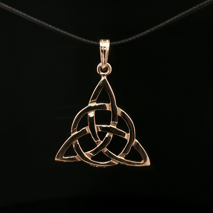 Large Triquetra Pendant - Le Dragon Argenté