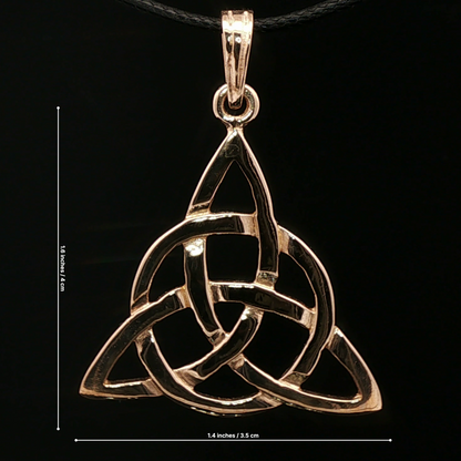 Large Triquetra Pendant - Le Dragon Argenté