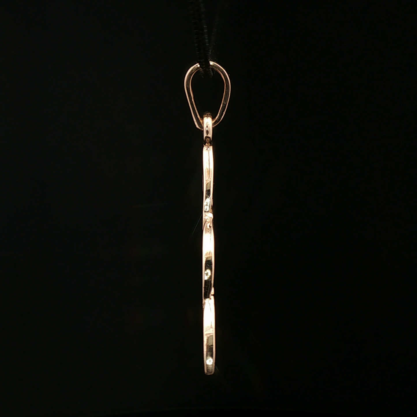 Large Triquetra Pendant - Le Dragon Argenté