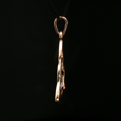 Large Triquetra Pendant - Le Dragon Argenté