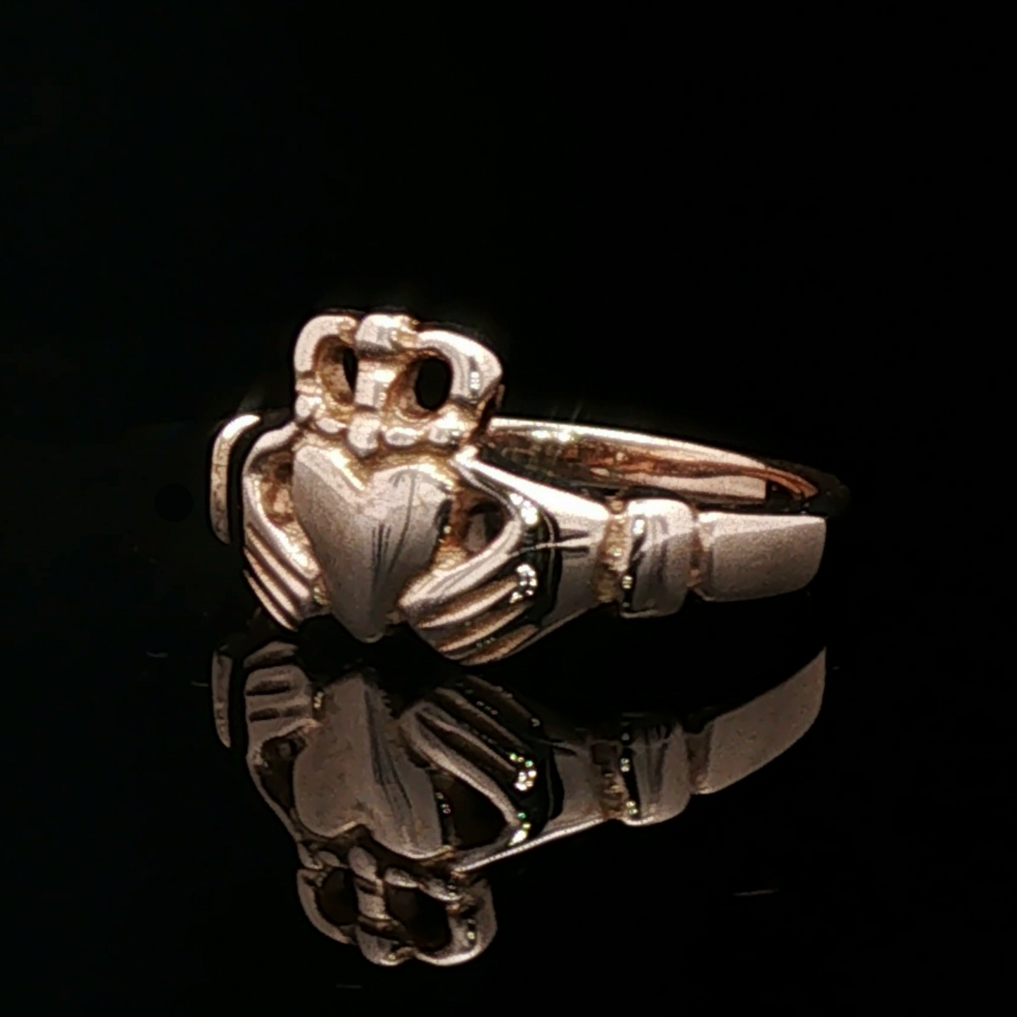 Medium Curled Crown Claddagh Ring in Sterling Silver or Antique Bronze - Le Dragon Argenté