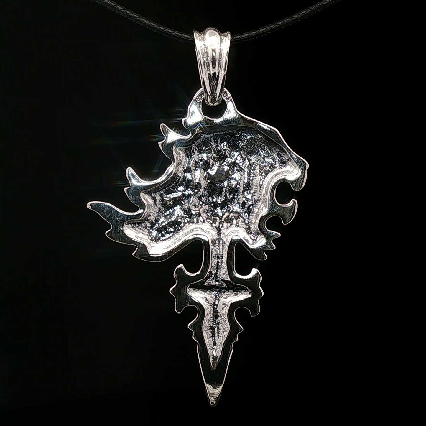 Medium Final Fantasy 8 Squall Griever Pendant - Le Dragon Argenté