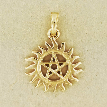 hunters pentacle pendant in antique bronze, bronze hunters pendant, bronze hunters symbol, bronze pentacle pendant, antique bronze pentacle pendant, tv show jewelry, tv show jewellery, sam and dean pendant, winchester pendant, hunter's pendant