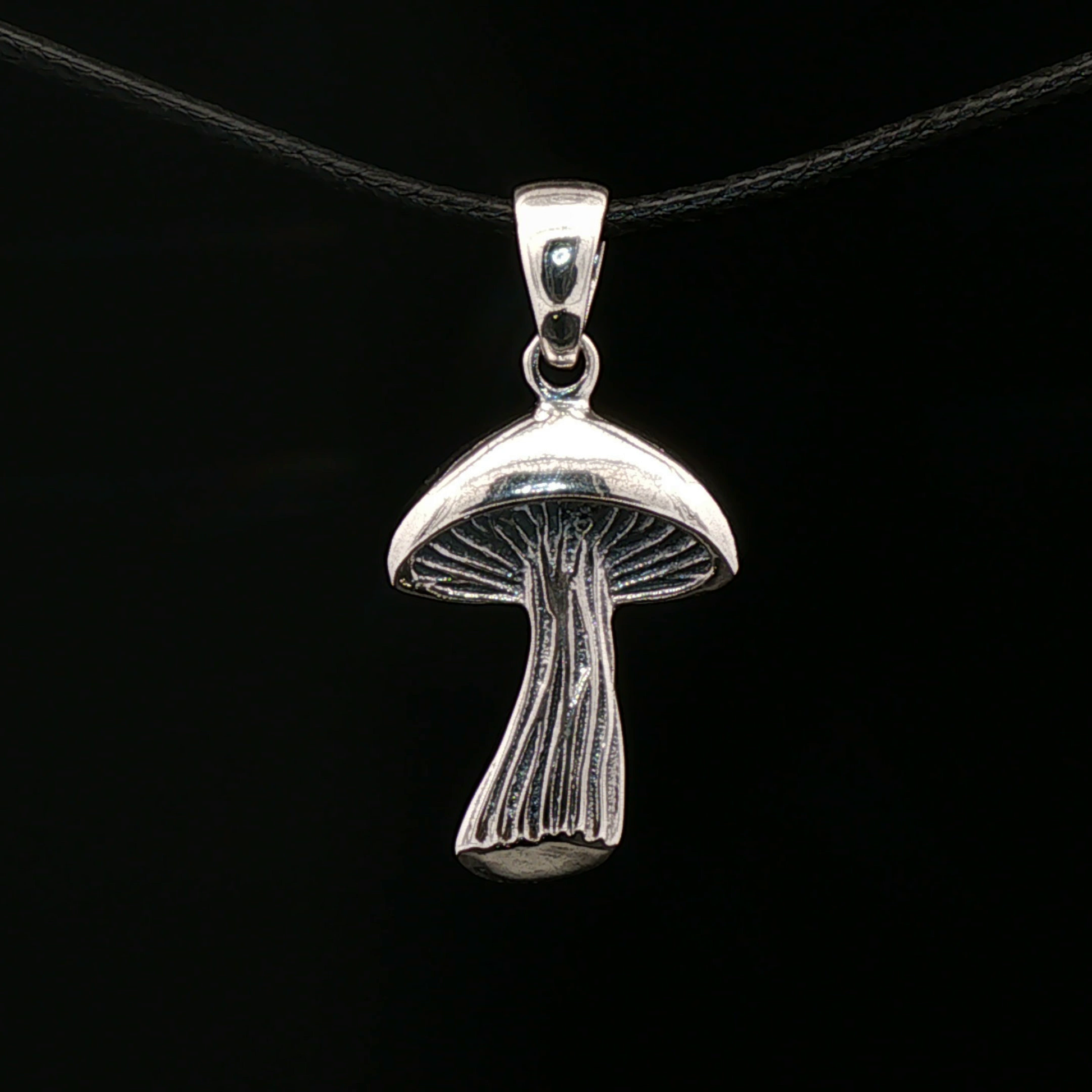 Textured Mushroom Pendant in .925 Sterling Silver - Le Dragon Argenté