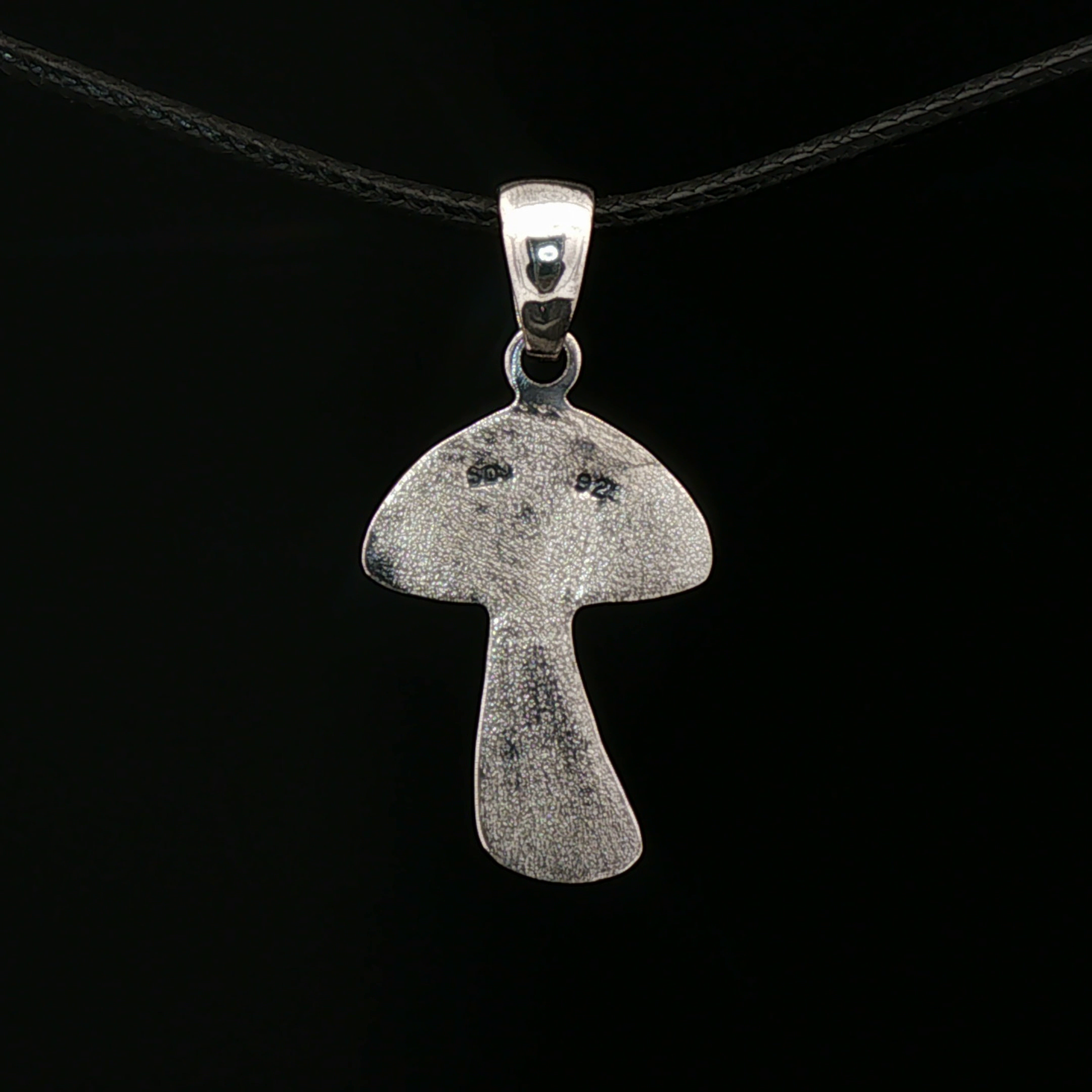 Textured Mushroom Pendant in .925 Sterling Silver - Le Dragon Argenté
