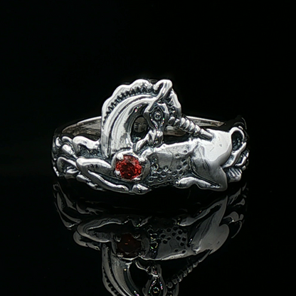 Vintage Unicorn RIng WIth Songea Sapphire Heart - Le Dragon Argenté