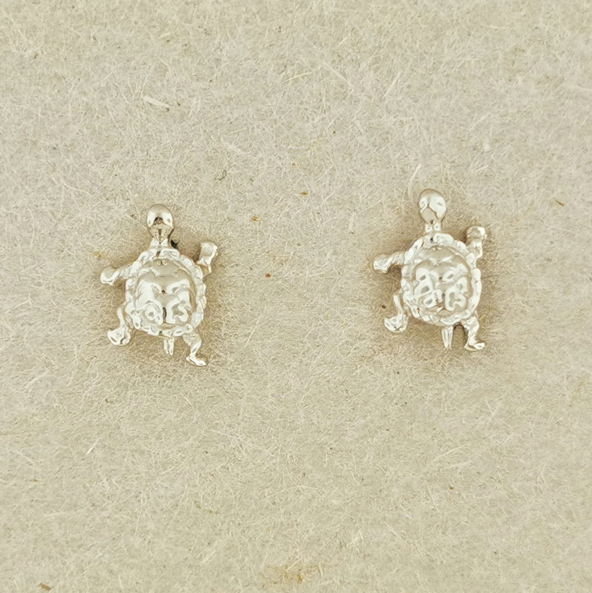 Gold Turtle Earrings Made To Order, Gold Turtle Earrings, Gold Turtle Jewelry, Gold Turtle Jewellery, Turtle Stud Earrings, Small Turtule Earrings in Gold, Turtle Lover Earrings, Turtle Lover Studs, Turtle Lovers Jewelry, Turtle Lover Jewellery