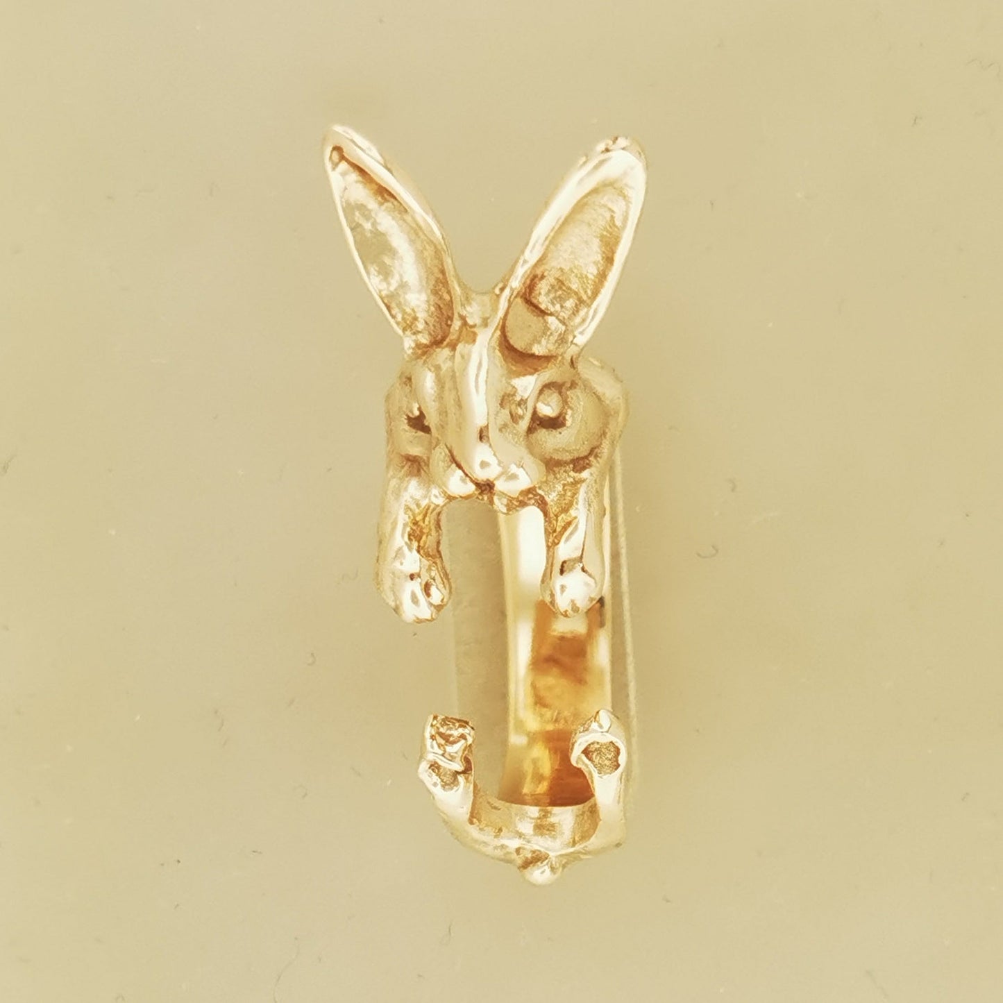 Adjustable bunny rabbit ring by Le Dragon Argenté – cute animal-themed jewellery for nature lovers and whimsical accessory fans.