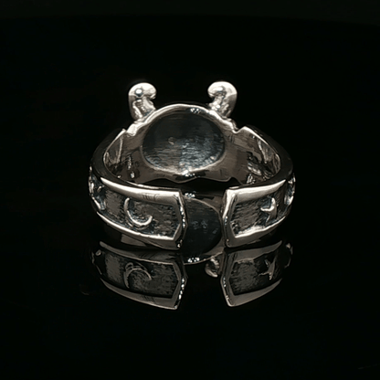 Adjustable Celtic owl ring in sterling silver with detailed knotwork and owl design by Le Dragon Argenté.