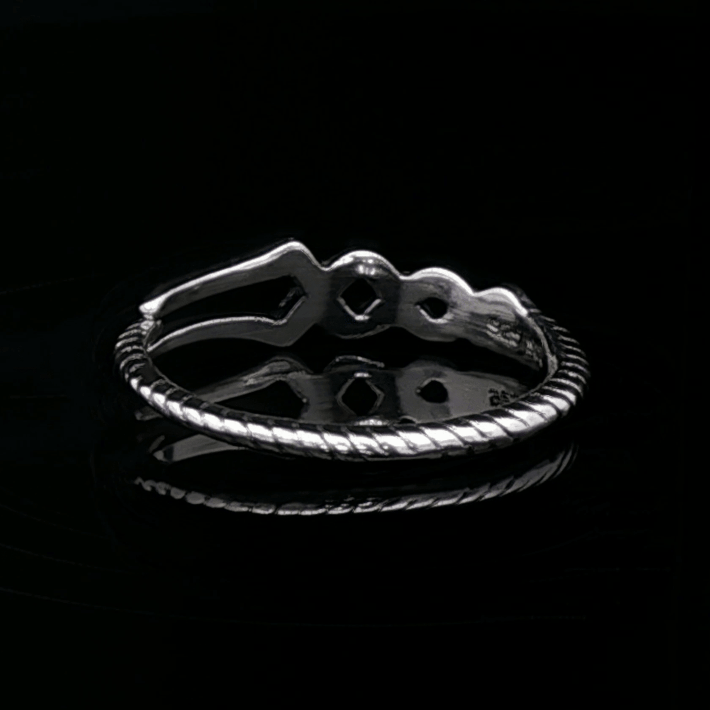 Adjustable NGA Spear Ring - Le Dragon Argenté - adjustable ring - anime - antique bronze ring