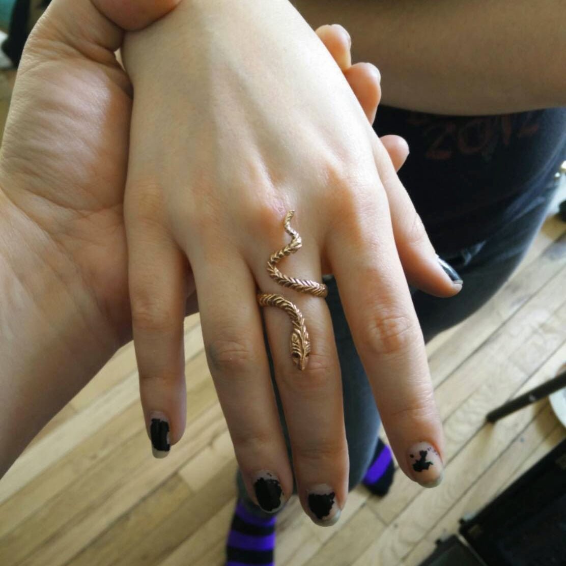 Adjustable snake ring by Le Dragon Argenté – Cleopatra serpent jewellery in sterling silver or antique bronze for fantasy and mythology lovers.