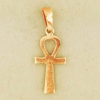 ankh charm pendant in pink gold, ankh charm pendant, ankh pendant in gold, gold ankh pendant, gold ankh charm, egyptian cross pendant, ancient egyptian pendant, ancient egyptian symbol pendant, egyptian symbol pendant, gold egyptian pendant, esoteric pendant, ancient egyptian jewelry, ancient egyptian jewellery, ankh jewelry, ankh jewellery