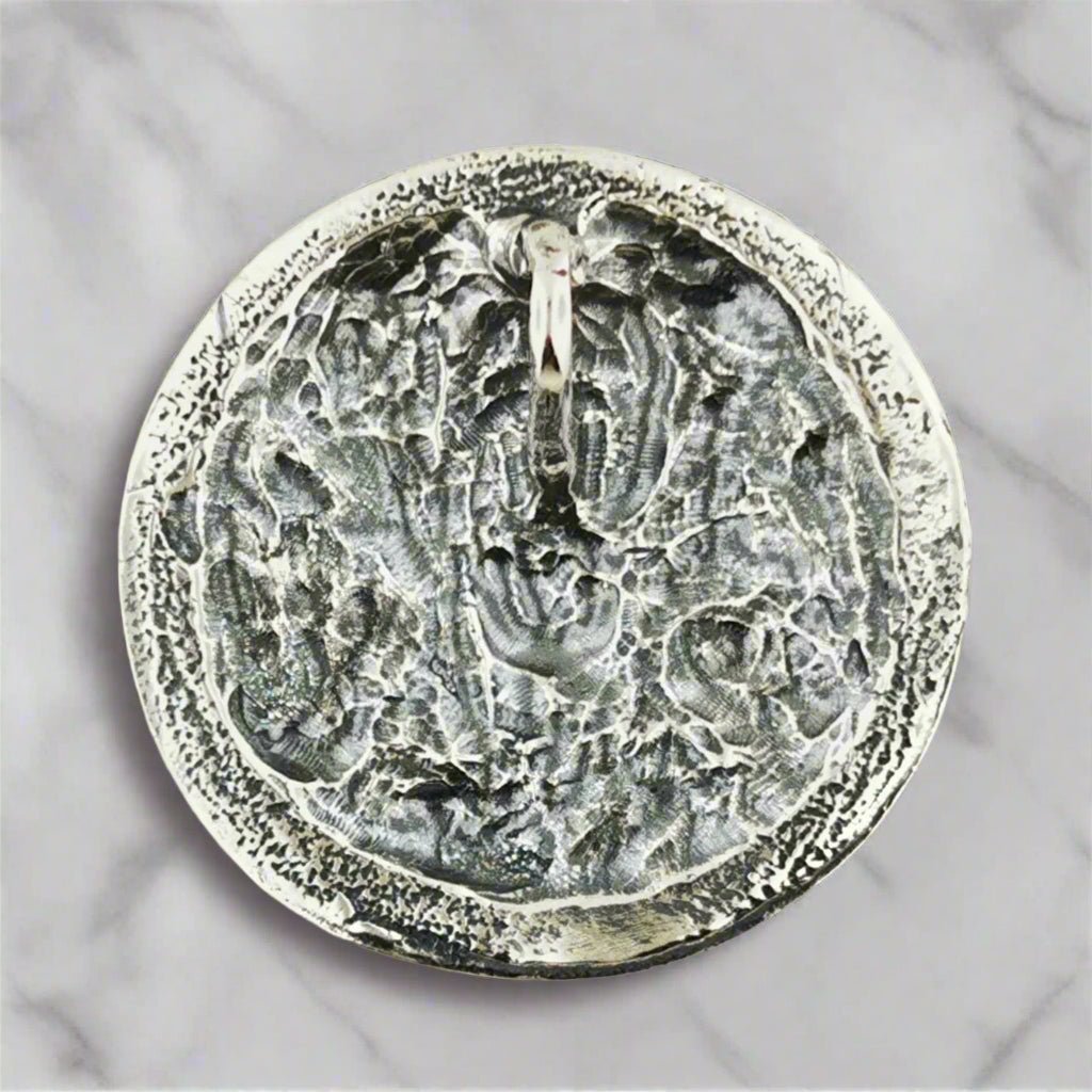 Bear Medallion Pendant in Sterling Silver, Bronze or Stainless Steel - Le Dragon Argenté - animal jewelry - animal pendant - Animal Totem