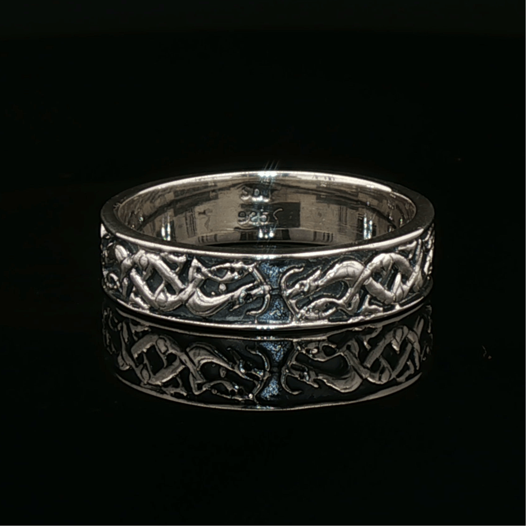 Celtic Hound Band In Sterling Silver - Le Dragon Argenté