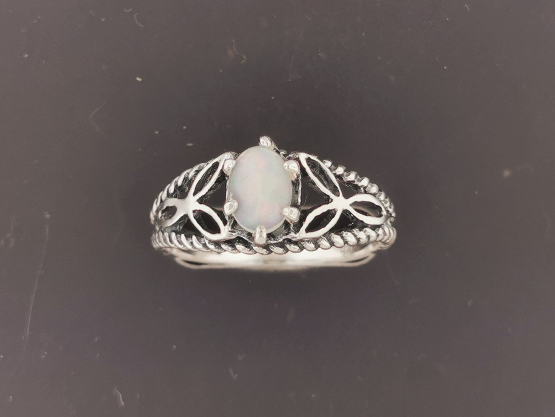 Celtic Triquetra Knotwork Gemstone Ring in Sterling Silver - Le Dragon Argenté