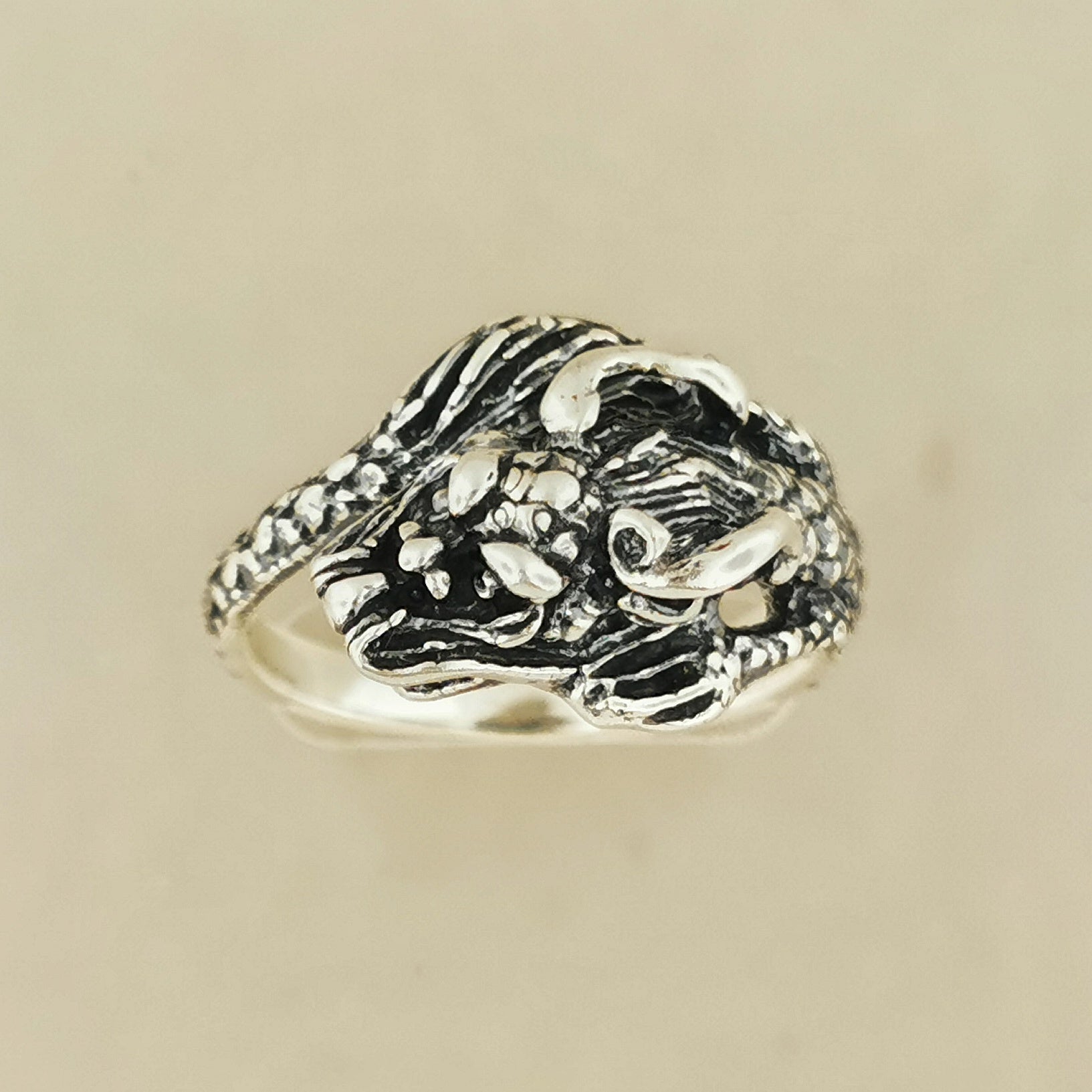 Chinese Dragon Ring in Sterling Silver or Antique Bronze – Le
