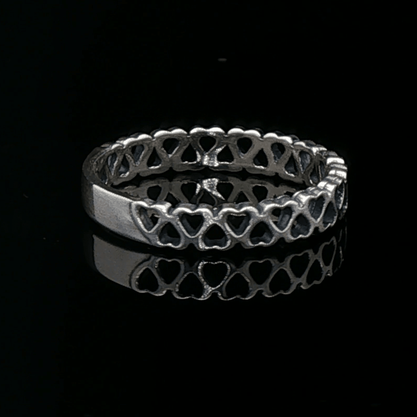 Connected Hearts Band Ring in sterling silver with linked heart design by Le Dragon Argenté