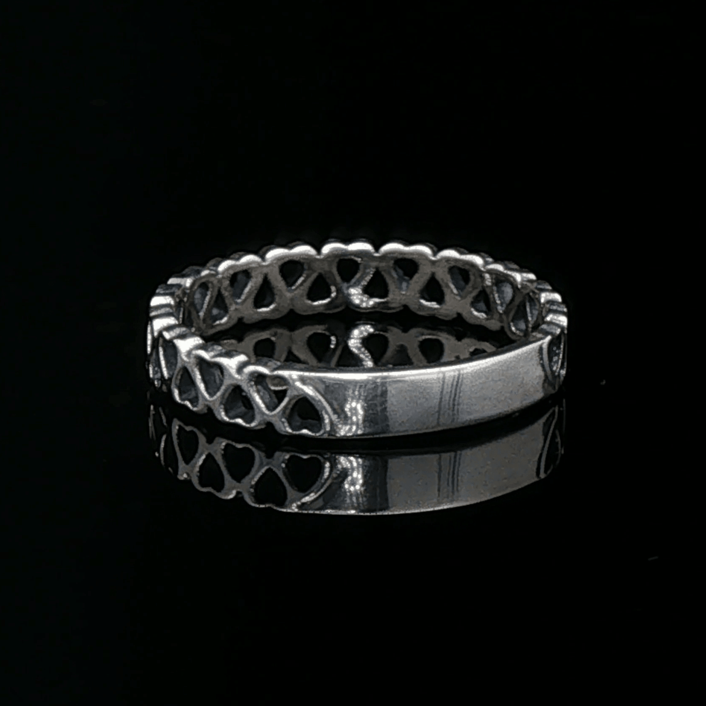 Connected Hearts Band Ring in sterling silver with linked heart design by Le Dragon Argenté