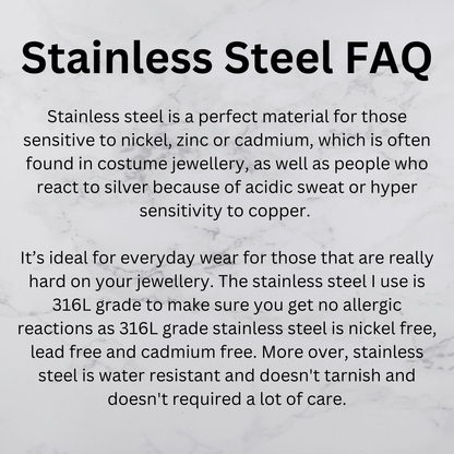 Country Style Cat Charm Earrings - Le Dragon Argenté - animal earrings - cat earrings - charm earrings