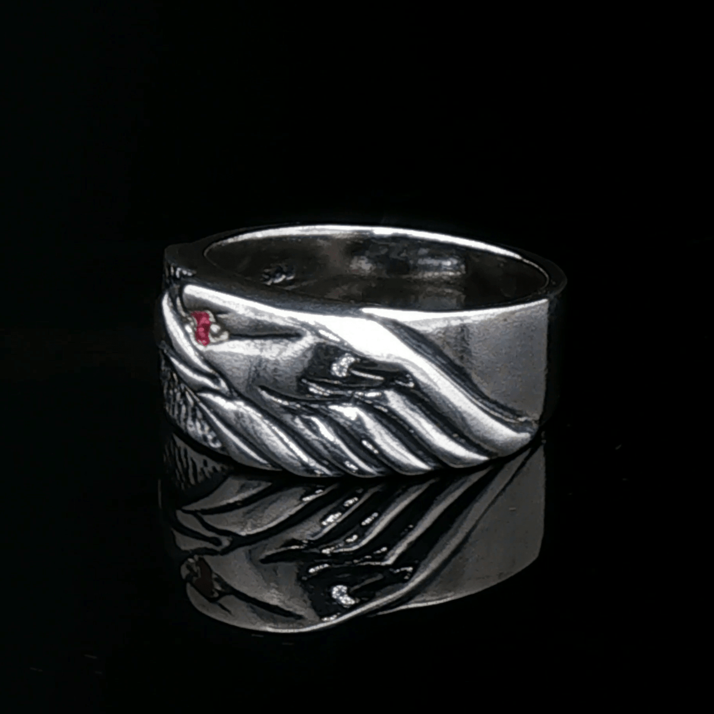 Eagle Head Ring With Gemstone Eye in Sterling Silver - Le Dragon Argenté