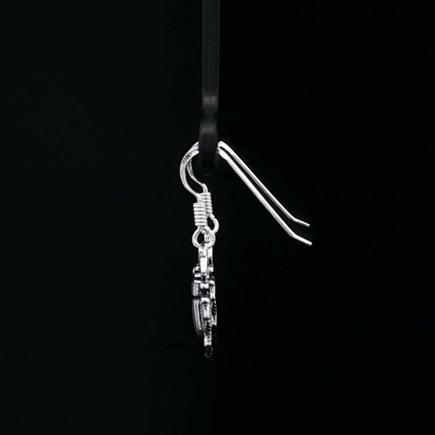 Egyptian Scarab Charm Earrings In Sterling Silver - Le Dragon Argenté