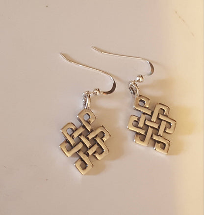 Endless knot earrings in Sterling Silver - Le Dragon Argenté