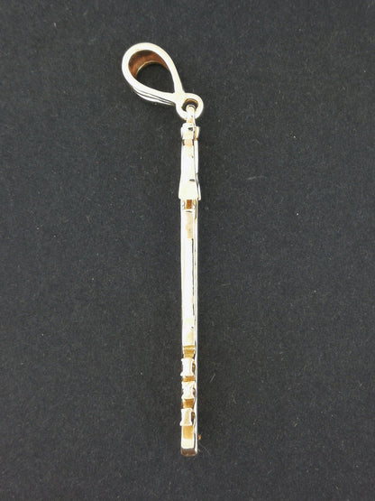 Ends of the Earth Keyblade Pendant - Le Dragon Argenté