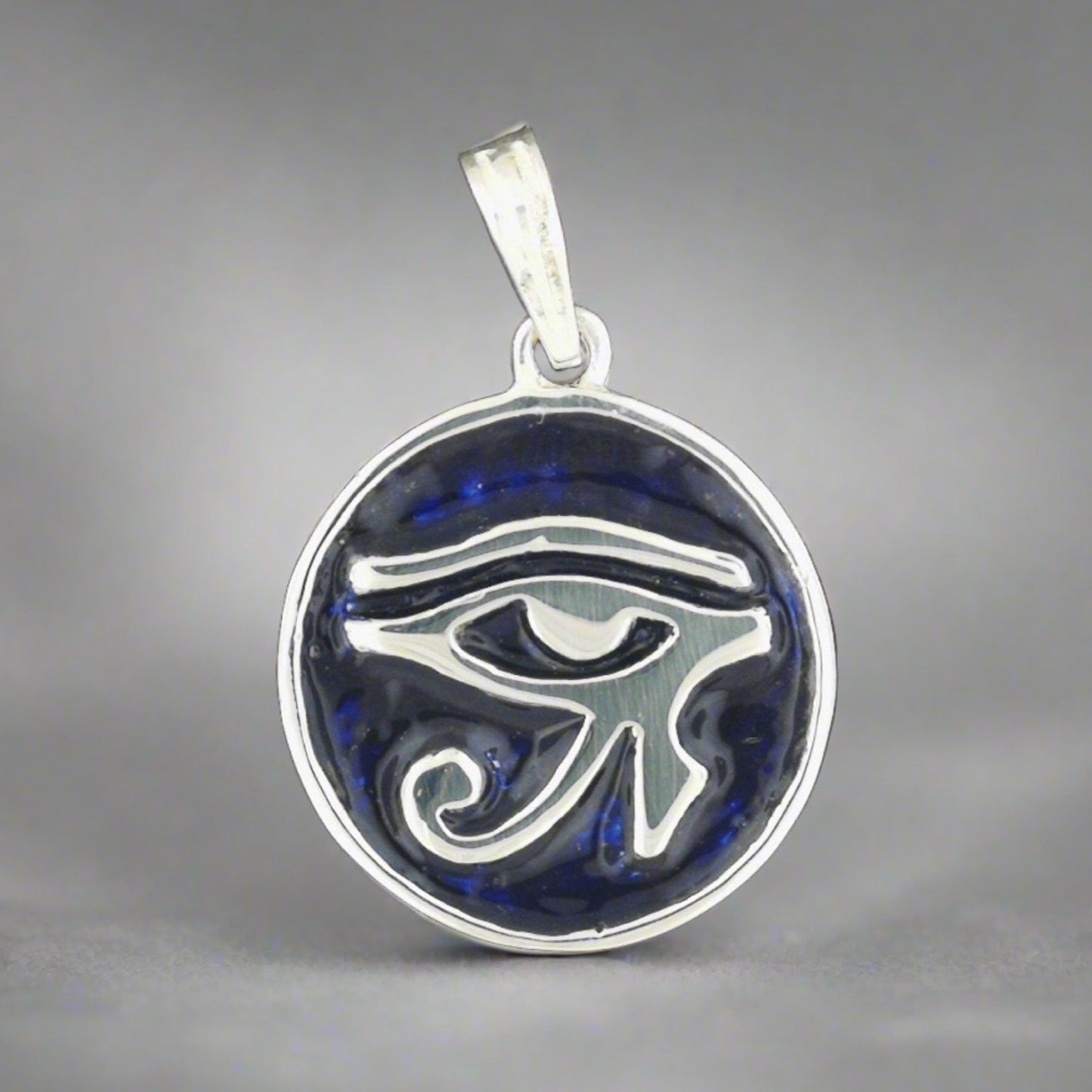 Eye of Horus Medallion in Sterling Silver - Le Dragon Argenté