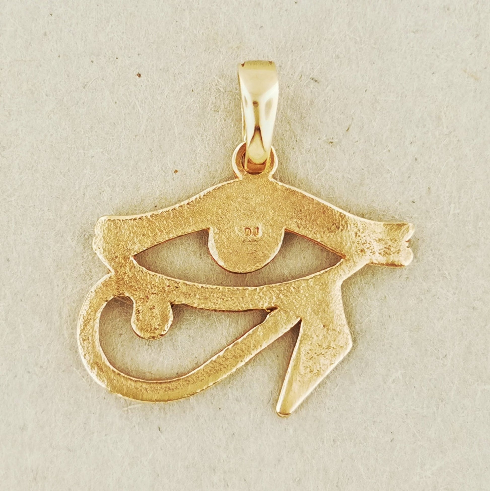 Eye of Horus Pendant in Antique Bronze - Le Dragon Argenté