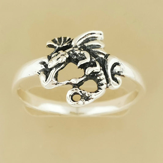 Fairy Dragon Ring by Le Dragon Argenté – fantasy dragon jewellery in sterling silver or antique bronze for fans of magic, fae, and mythical creatures.