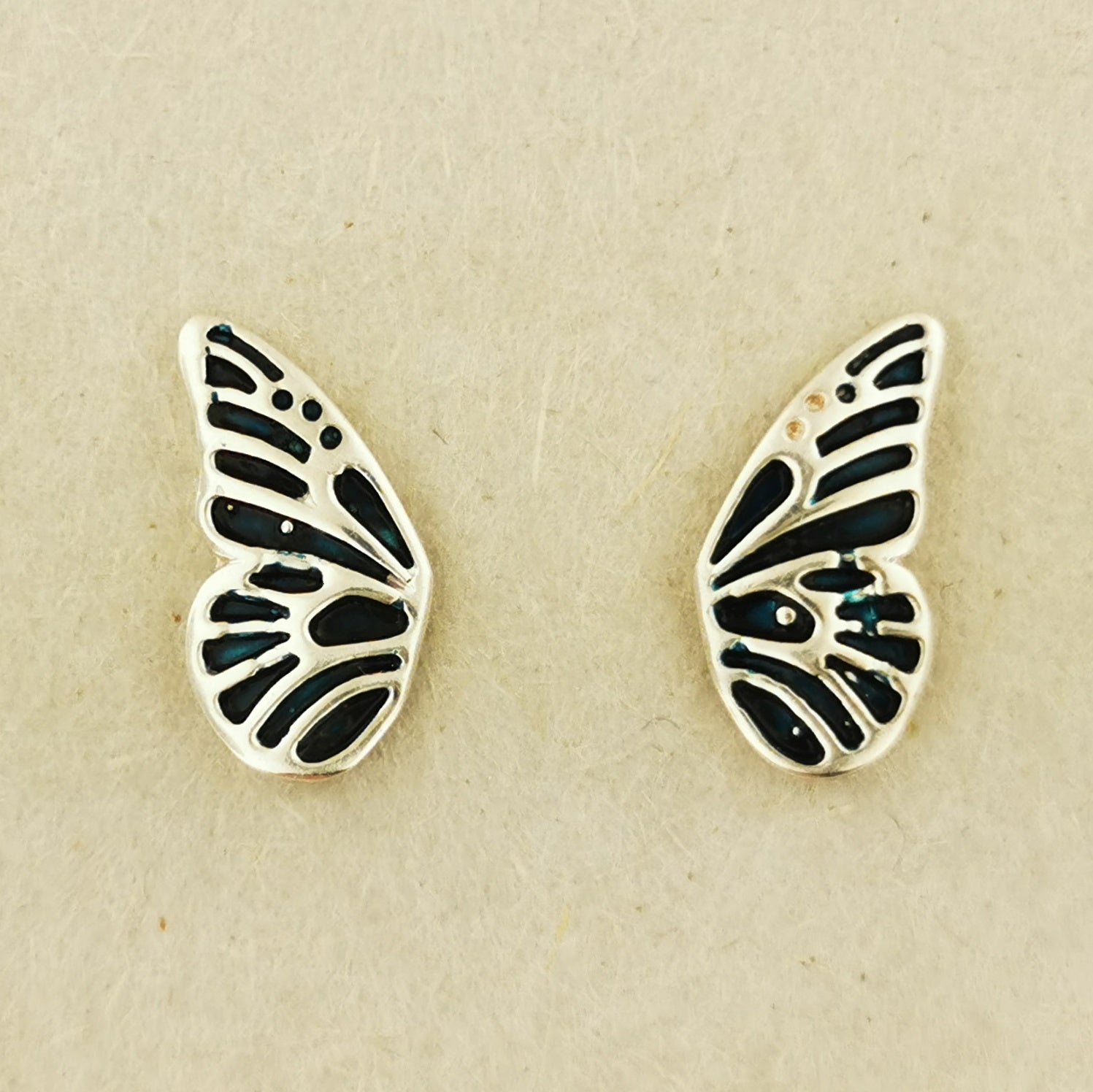 Fairy Wing Stud Earrings in 925 Sterling Silver - Le Dragon Argenté - .925 silver earrings - .925 sterling silver Earrings - 925 silver fairy