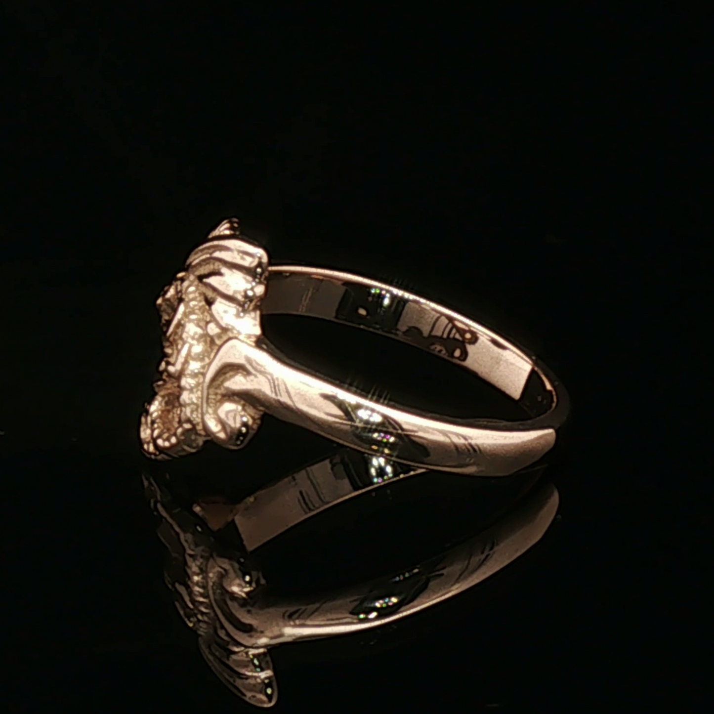 Fairy Dragon Ring by Le Dragon Argenté – fantasy dragon jewellery in sterling silver or antique bronze for fans of magic, fae, and mythical creatures.