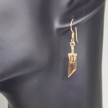 FF7 Small Buster Sword Earrings - Le Dragon Argenté