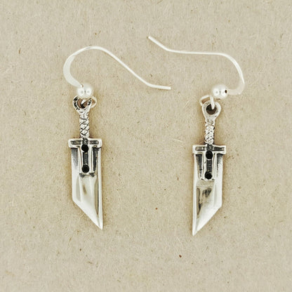 FF7 Small Buster Sword Earrings - Le Dragon Argenté