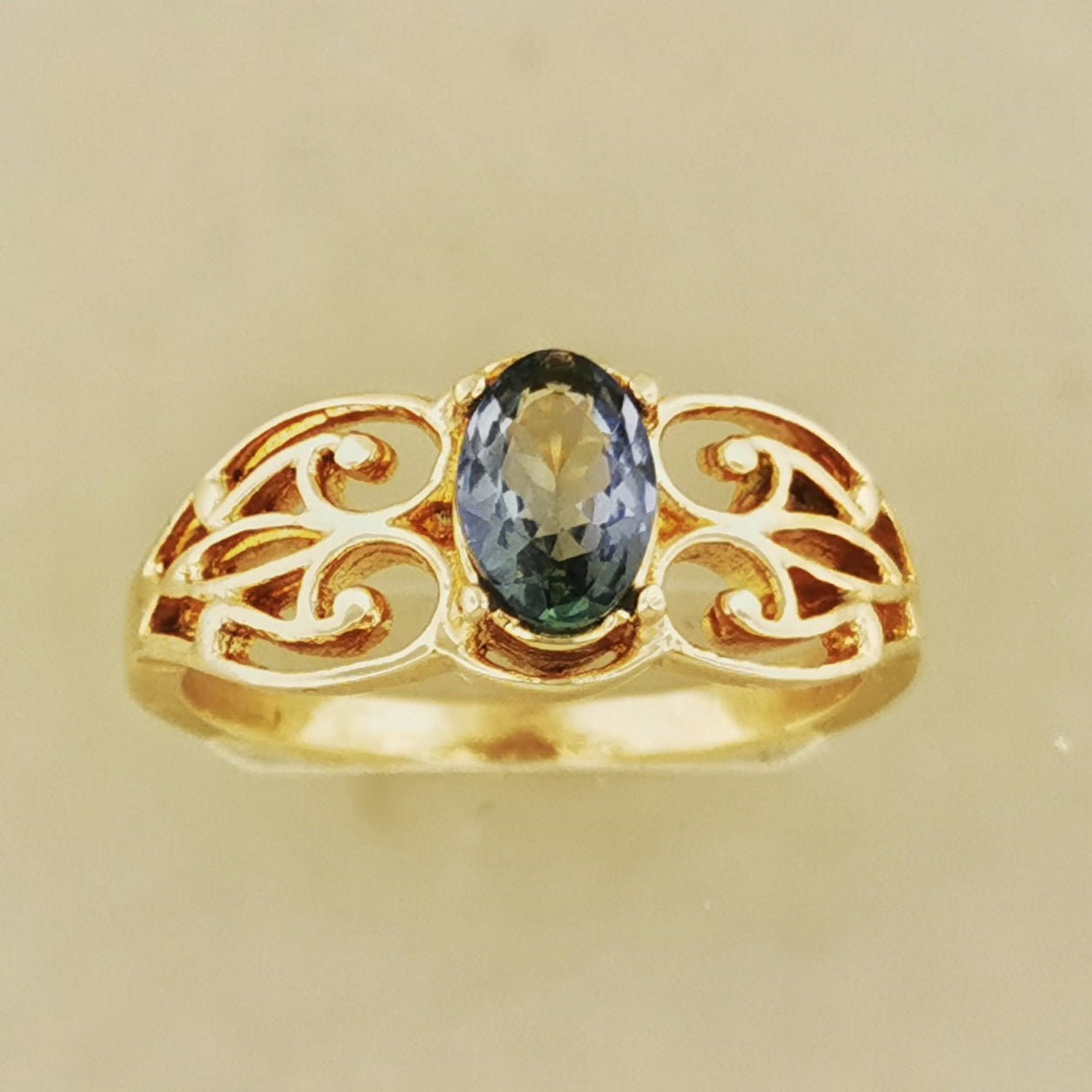 Filigree Gemstone Ring in Antique Bronze - Le Dragon Argenté