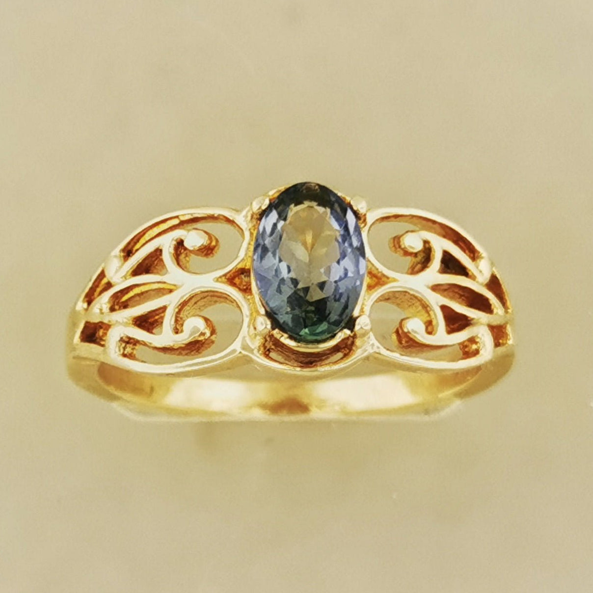 Filigree Gemstone Ring in Antique Bronze - Le Dragon Argenté